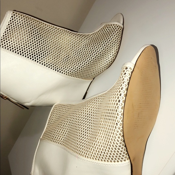 Heels - Picture 3 of 6